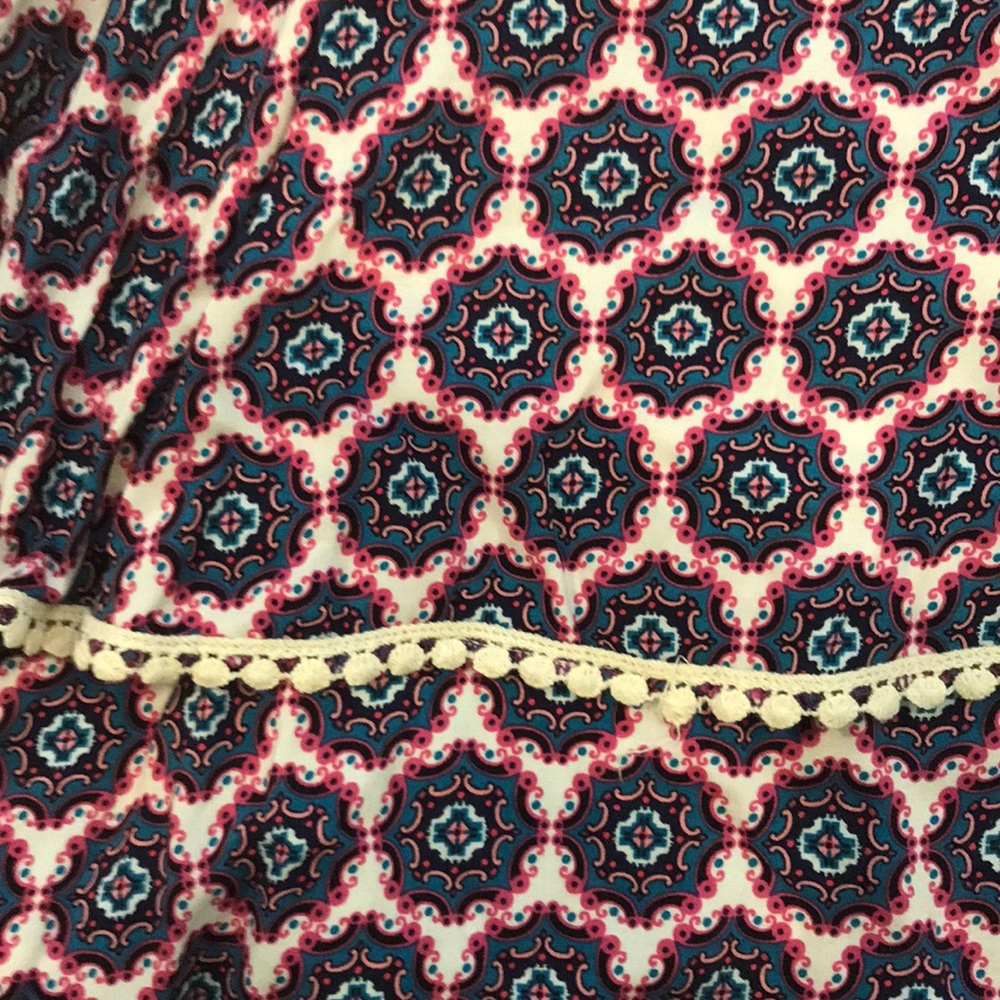 ❤️ Patterned top. - Picture 2 of 4